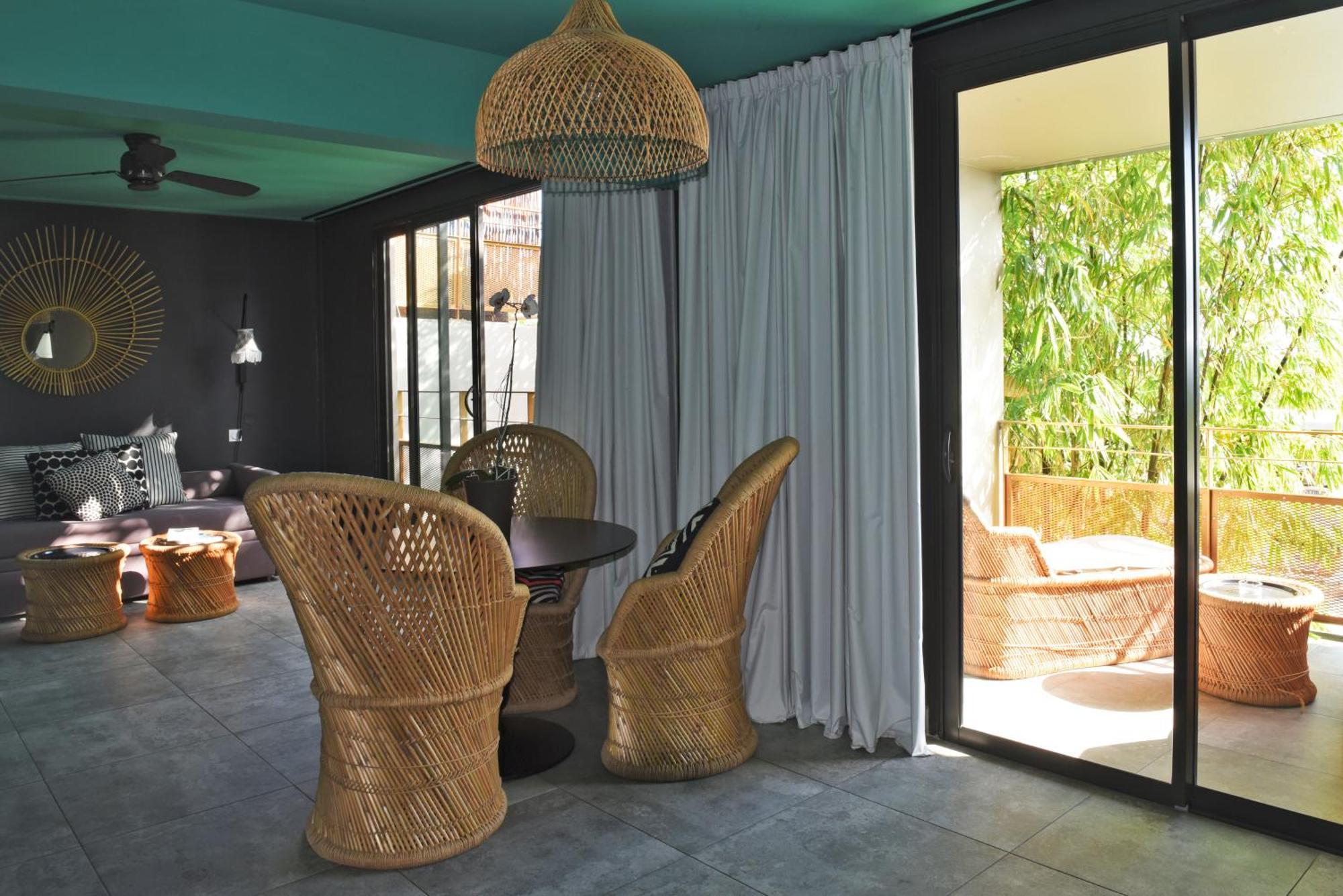 Dina Morgabine Saint Gilles Hotel Exterior foto